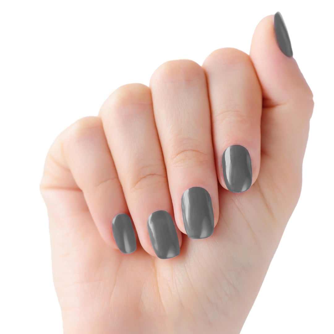 Nail Kind The Colour Squad Easy Sunday vernis gris argenté vegan