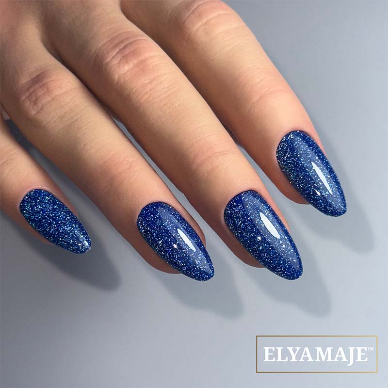 ElyaMaje N°284 Majestic Blue vernis semi-permanent réfléchissant