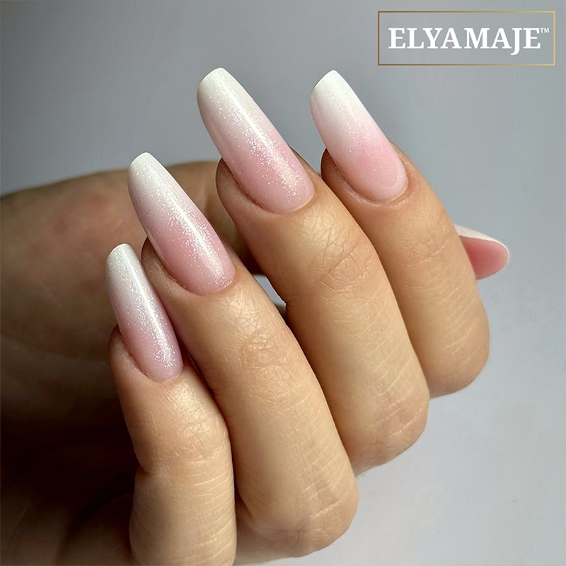 Elyamaje Ultra Baby Paint 01 gel nail art blanc babyboomer
