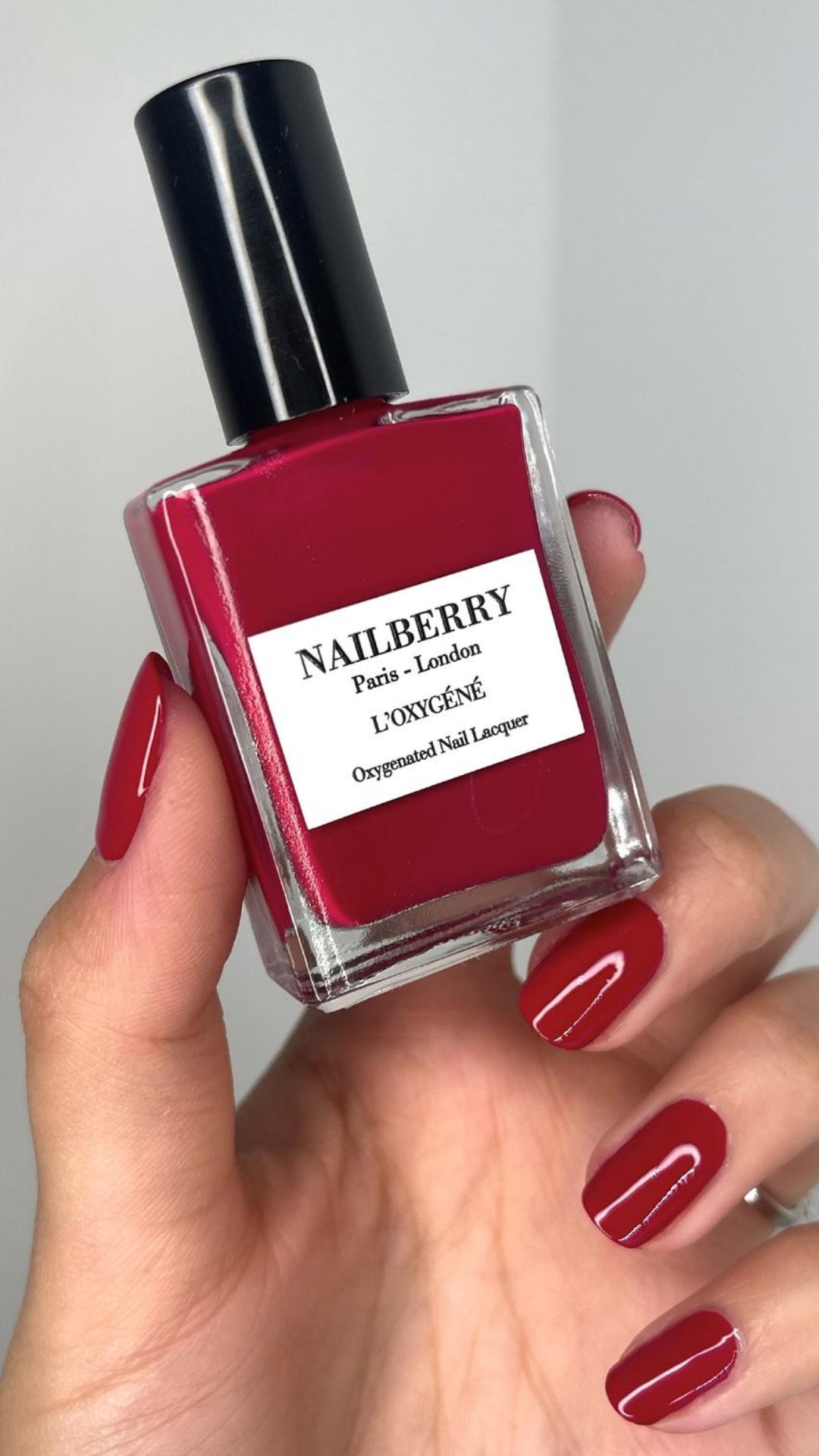 Nailberry L'oxygéné Strawberry Jam vernis 14 ml rouge