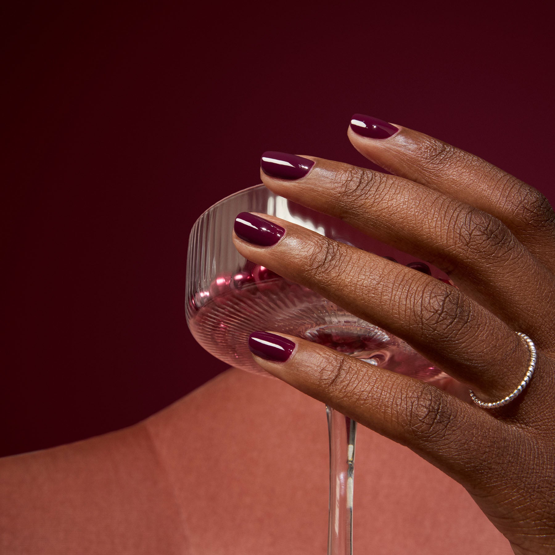 Manucurist Green Prune vernis à ongles bordeaux lie-de-vin