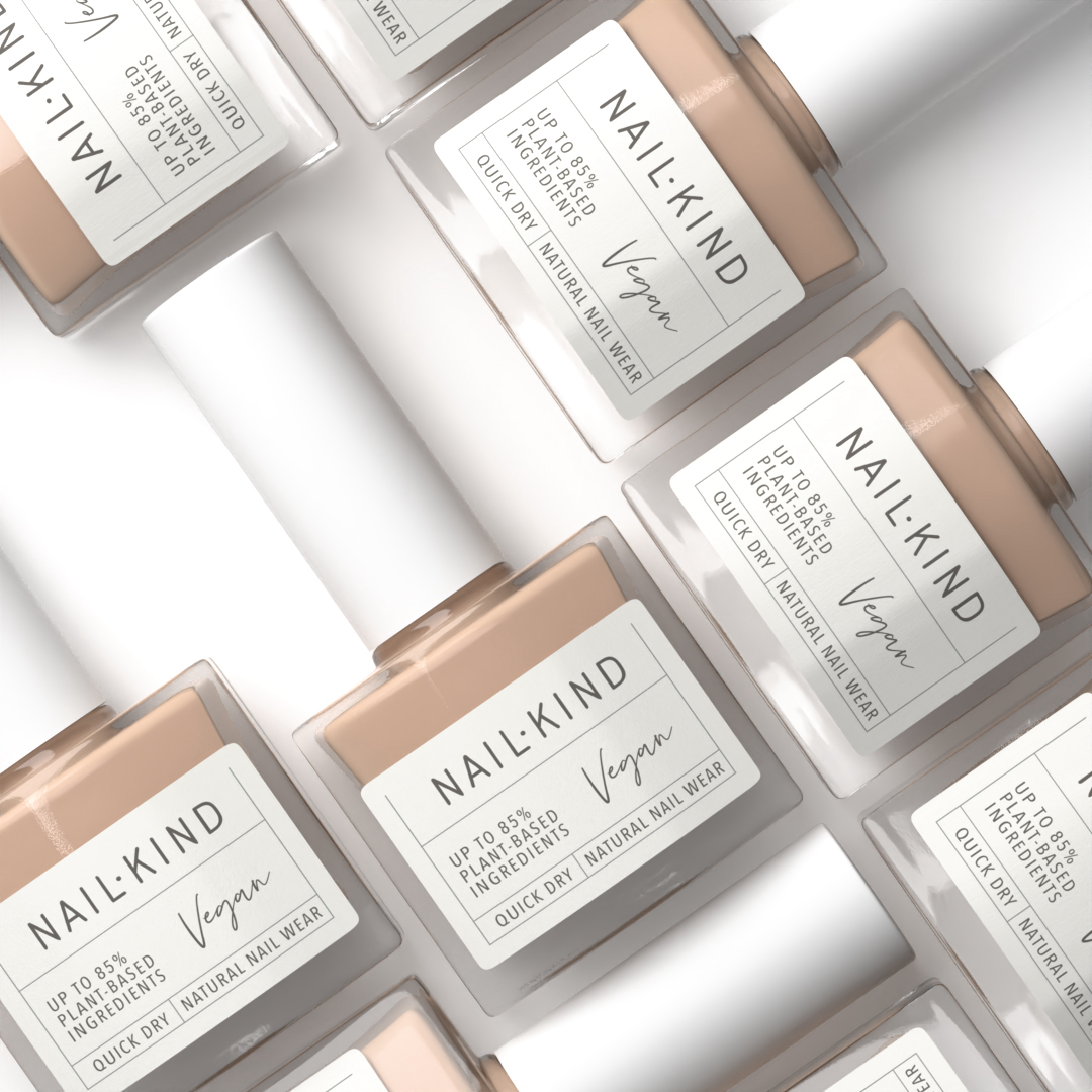 NAIL KIND The Colour Squad Skin Kiss vernis à ongles beige anti-jaunissement