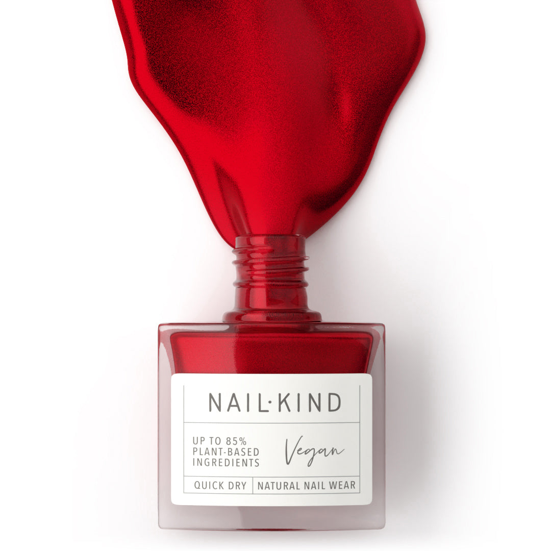 NAIL KIND The Colour Squad Chrome Queen vernis rouge micro-pailleté