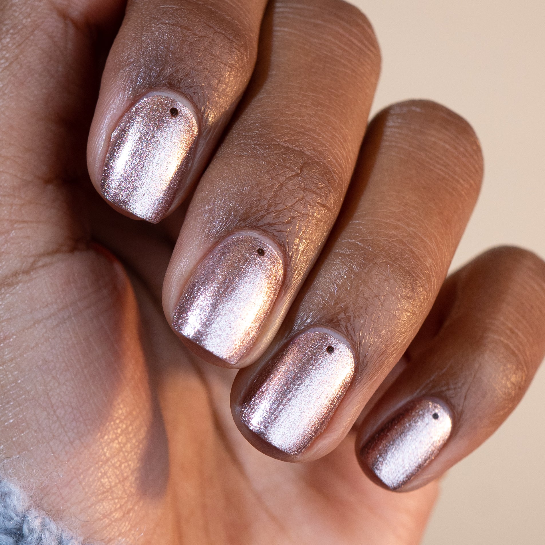 Manucurist Green Flash Cosmic Rose vernis semi-permanent rosé irisé