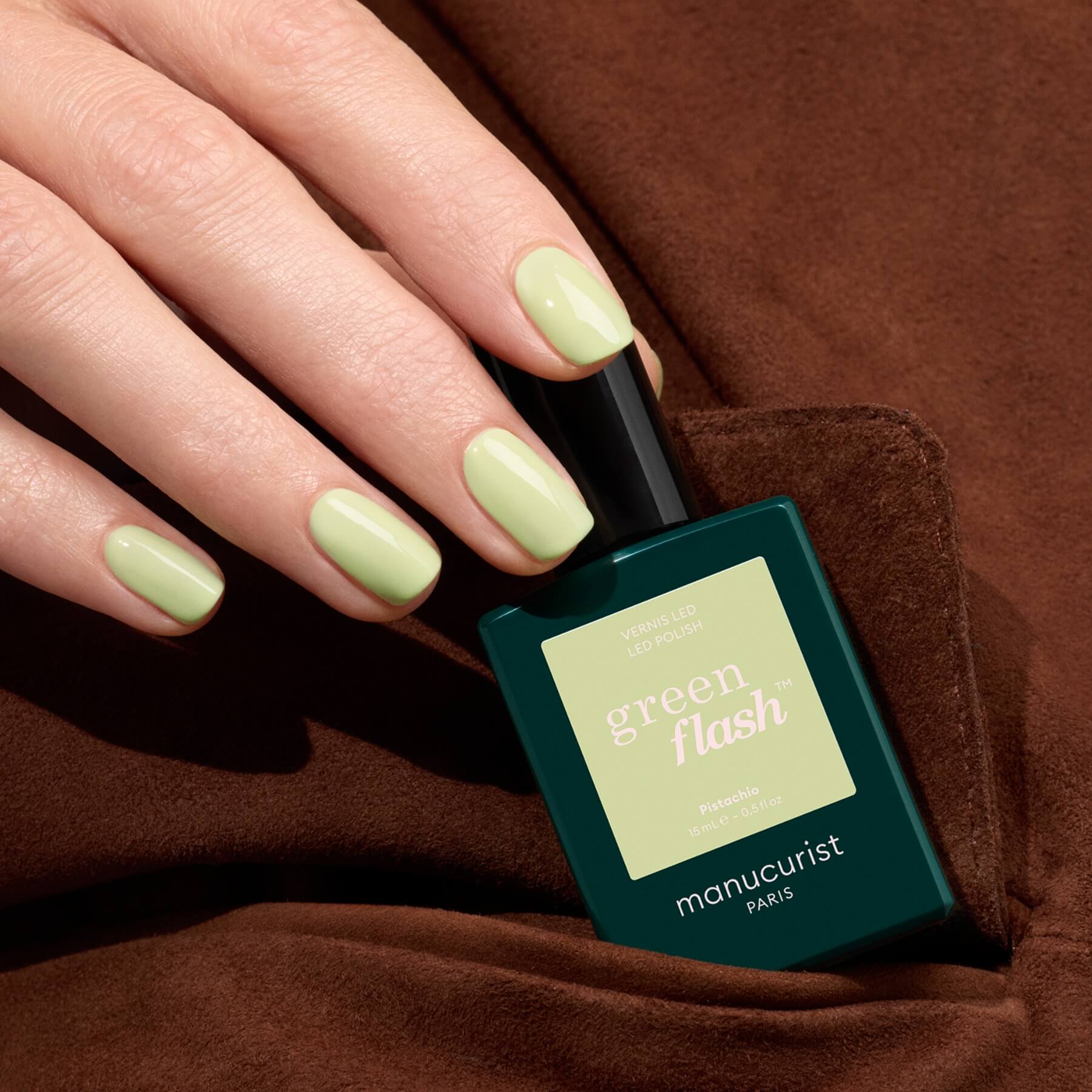 Manucurist Green Flash Pistachio vernis semi-permanent vert pâle
