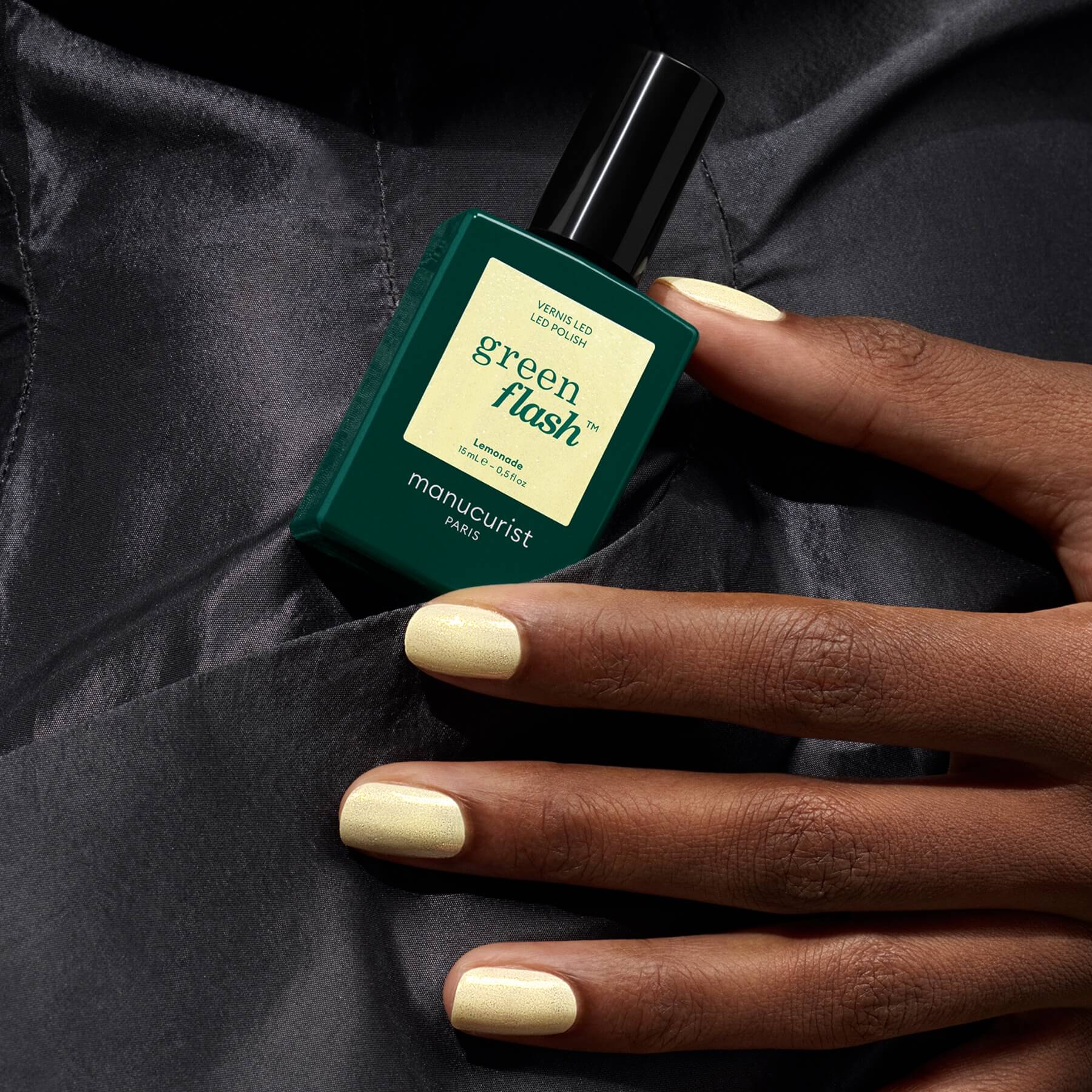 Manucurist Green Flash Lemonade vernis semi-permanent jaune pailleté