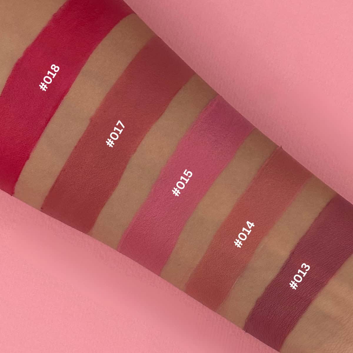 Élixir Matte Me Up rouge liquide mat 018 lava red longue tenue