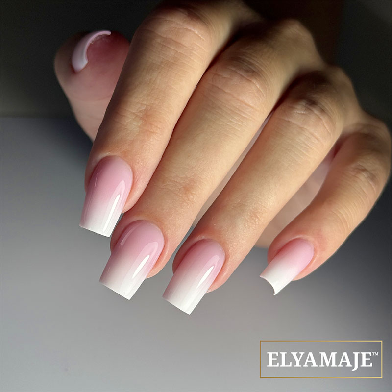 Elyamaje Ultra Baby Paint 01 gel nail art blanc babyboomer