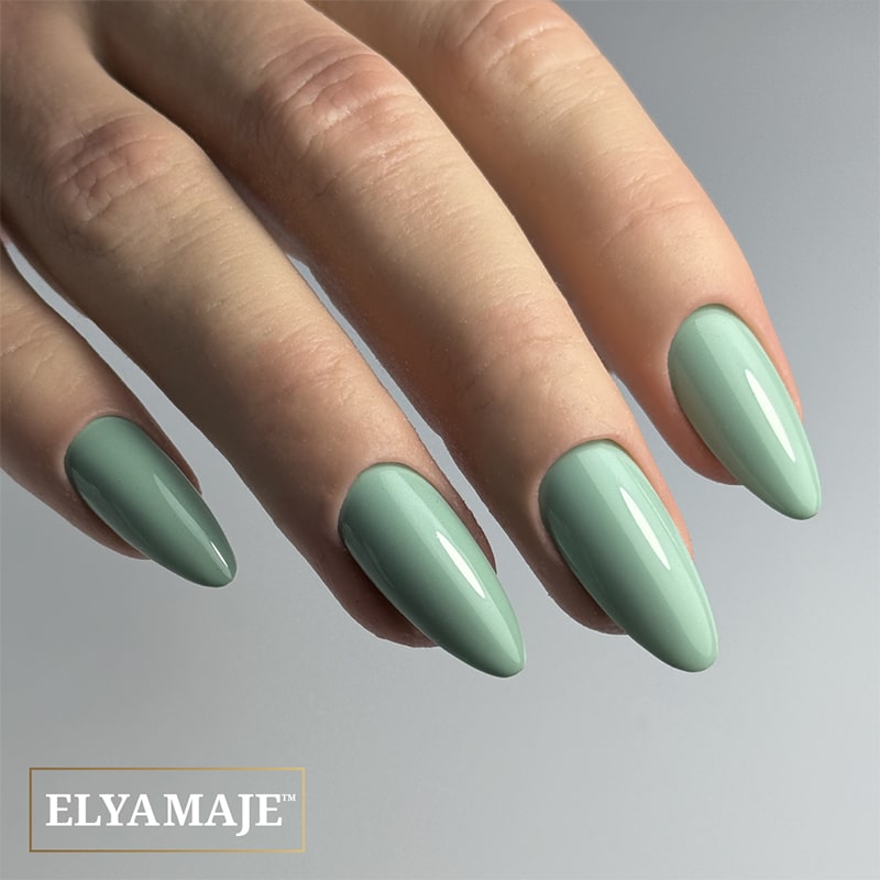 Elyamaje N°139 Green Water vernis semi-permanent vert