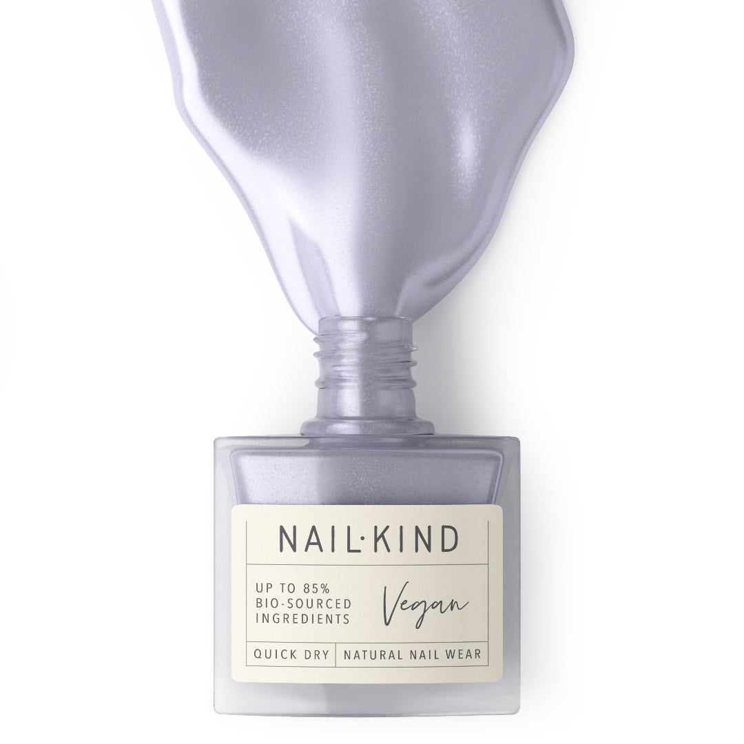 NAIL KIND The Colour Squad Moonlight Swim vernis lilas nacré