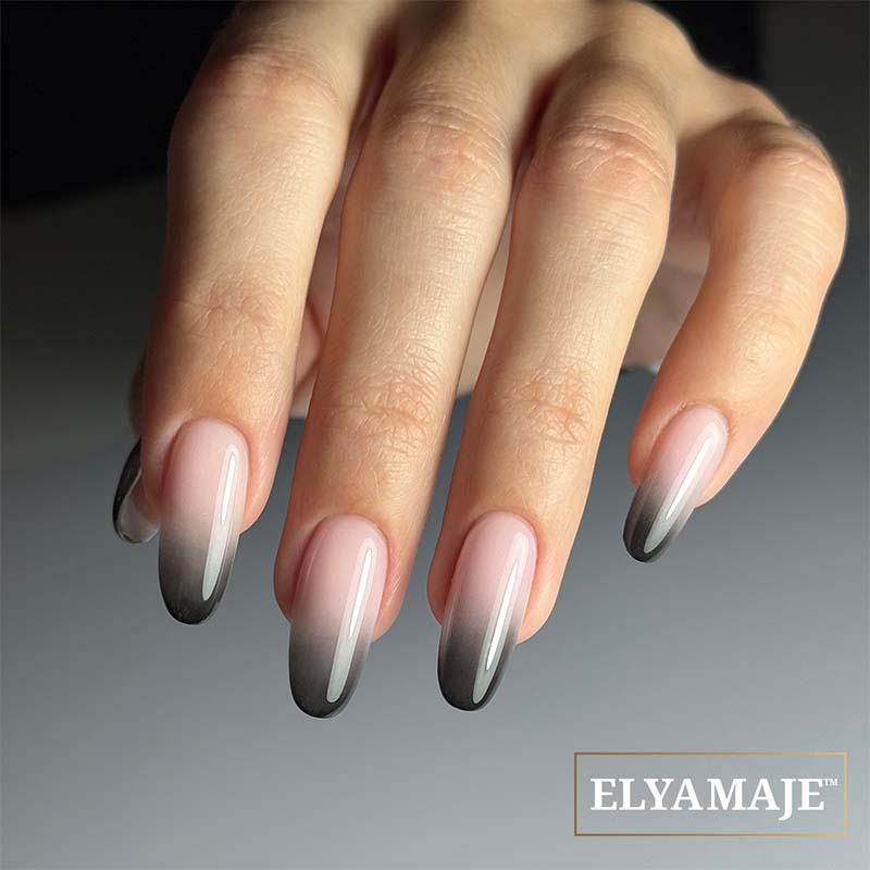 Elyamaje Ultra Baby Paint 02 gel nail art noir
