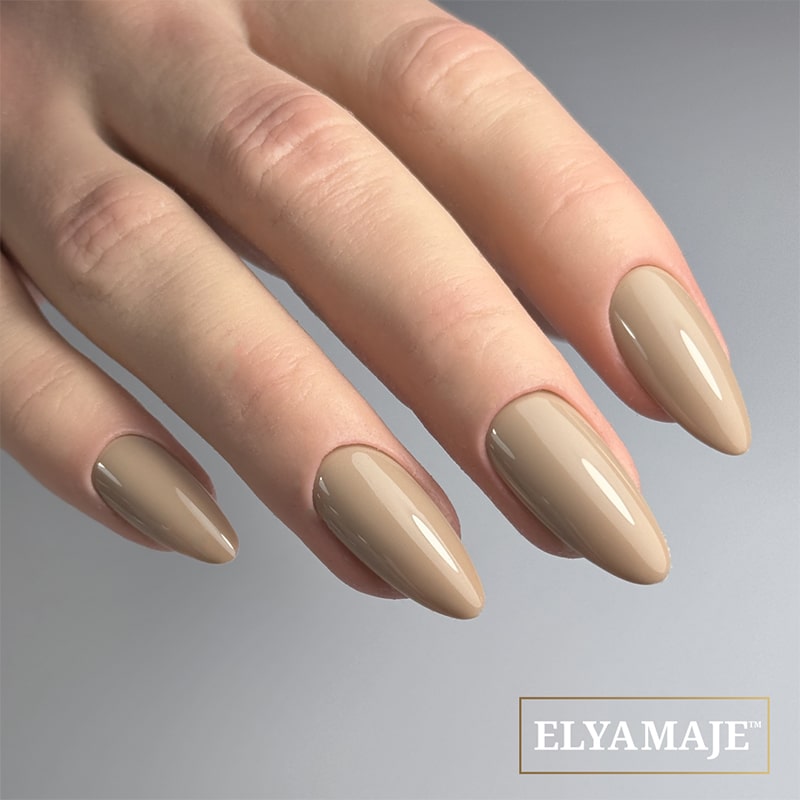 Elyamaje N°126 vernis semi-permanent Nude Taupe couvrant