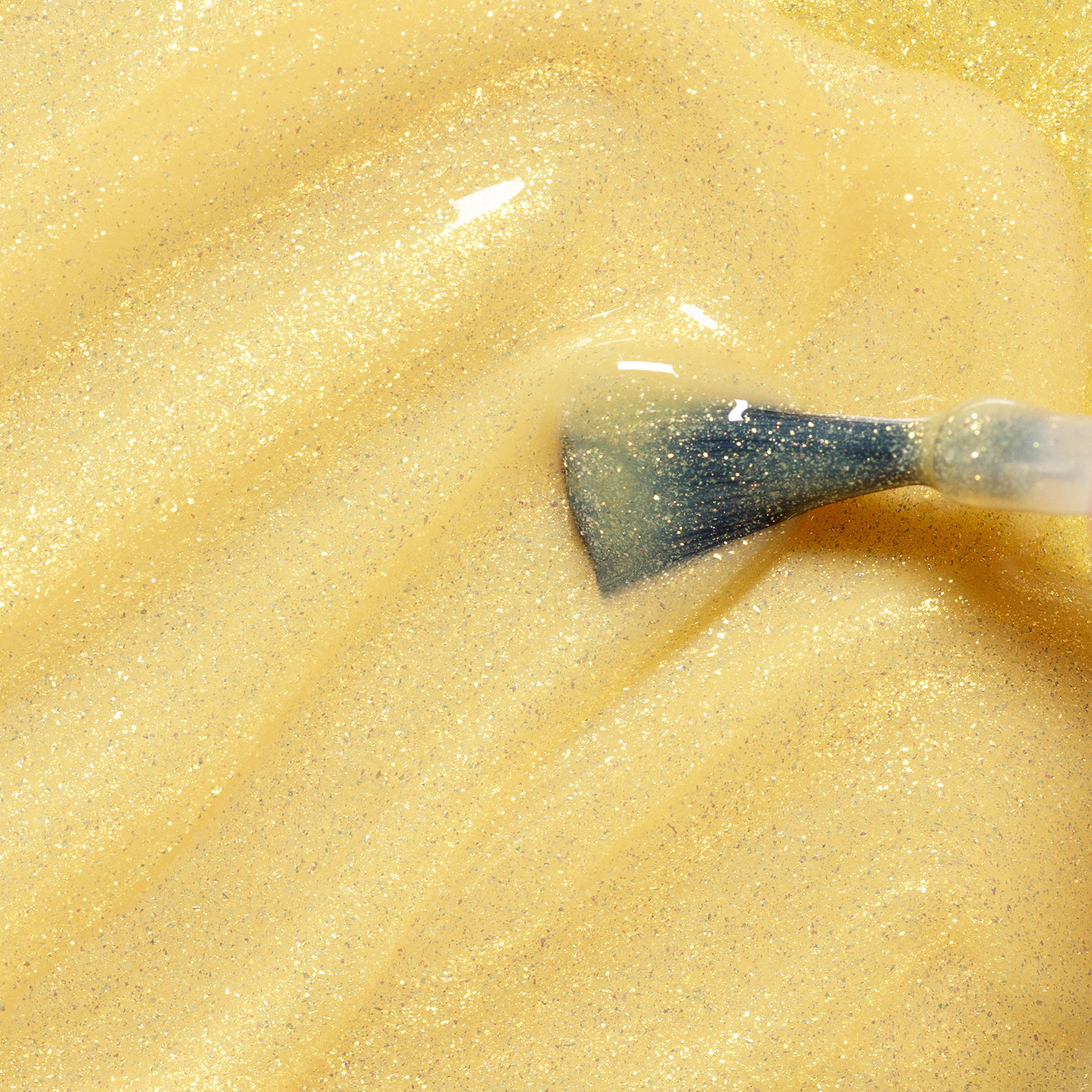 Manucurist Pia l'Abeille vernis enfant jaune pailleté