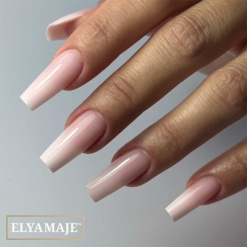 Elyamaje Ultra Baby Paint 01 gel nail art blanc babyboomer