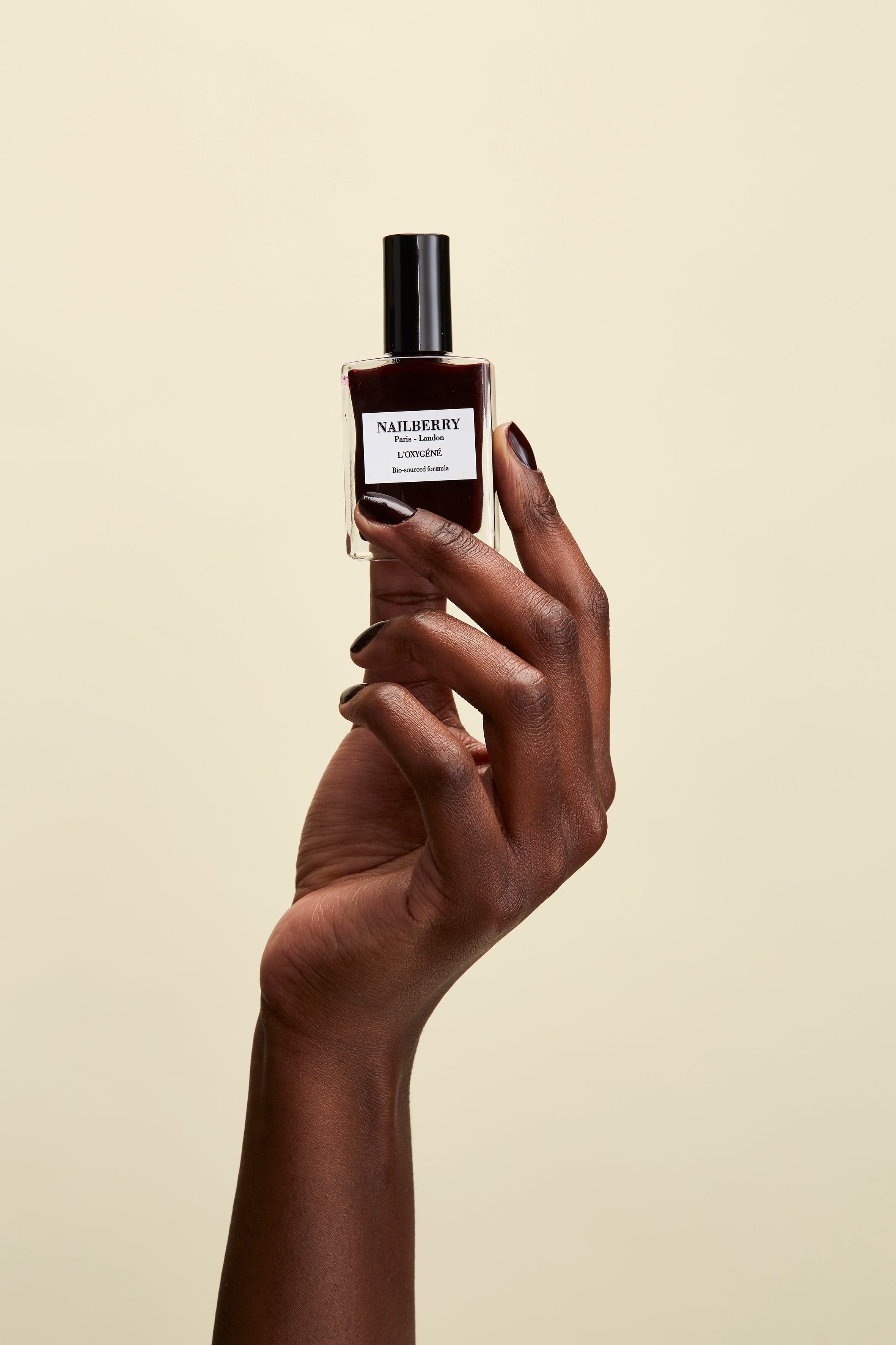 NAILBERRY L'oxygéné Noirberry vernis 15ml rouge noir