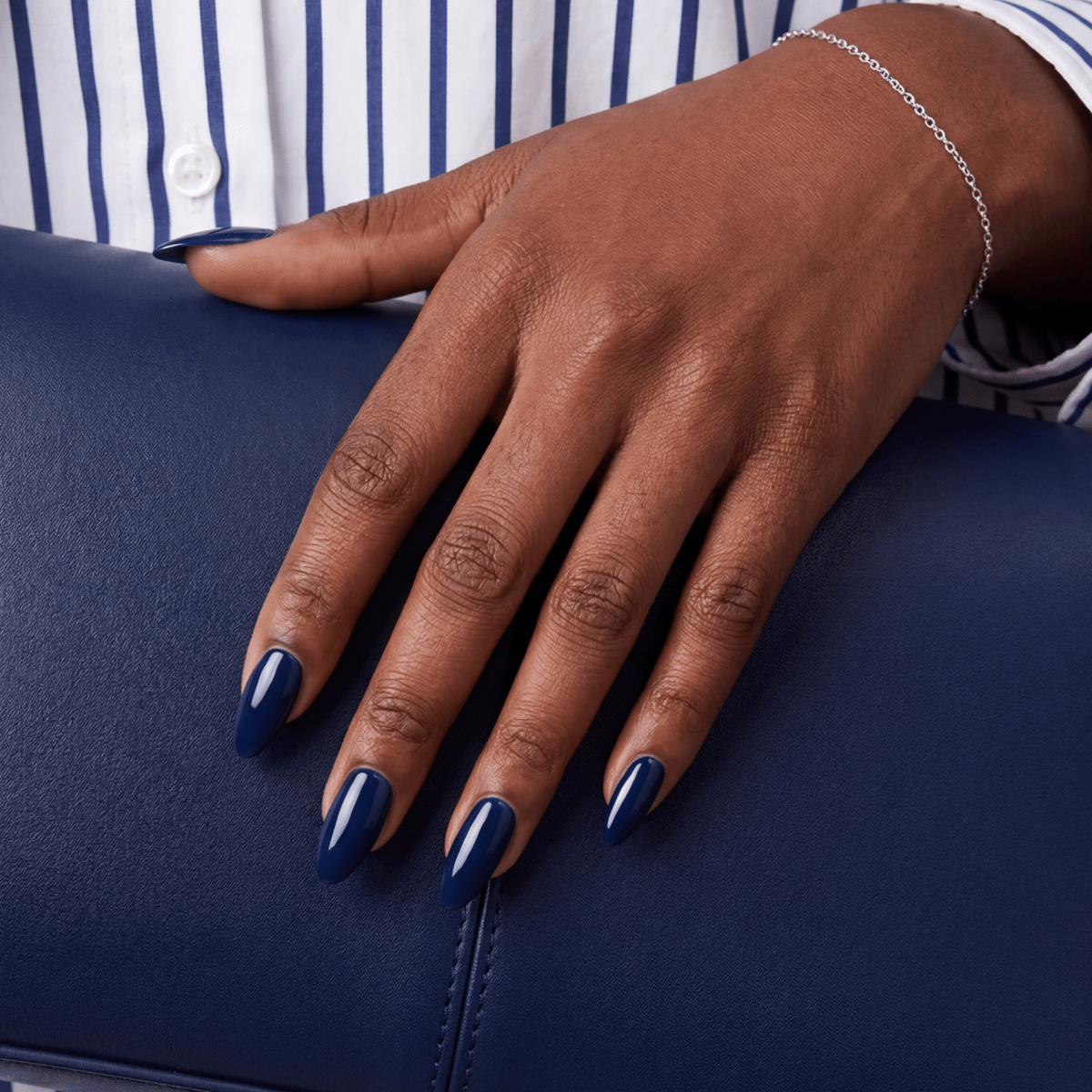 Ôdass Paris Bleu de Minuit vernis semi-permanent 10 ml bleu nuit