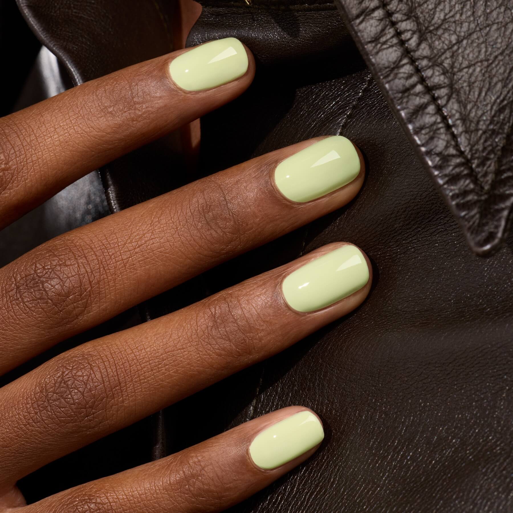 Manucurist Green Pistachio vernis à ongles vert pâle