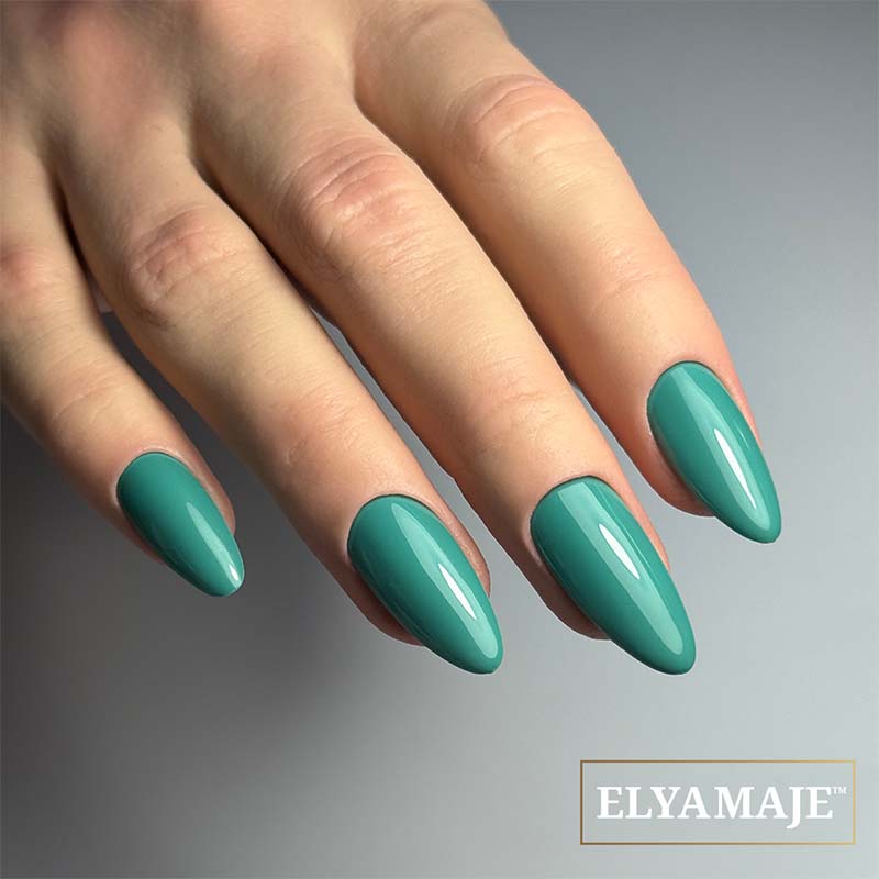 Elyamaje N°156 Matcha vernis semi-permanent vert