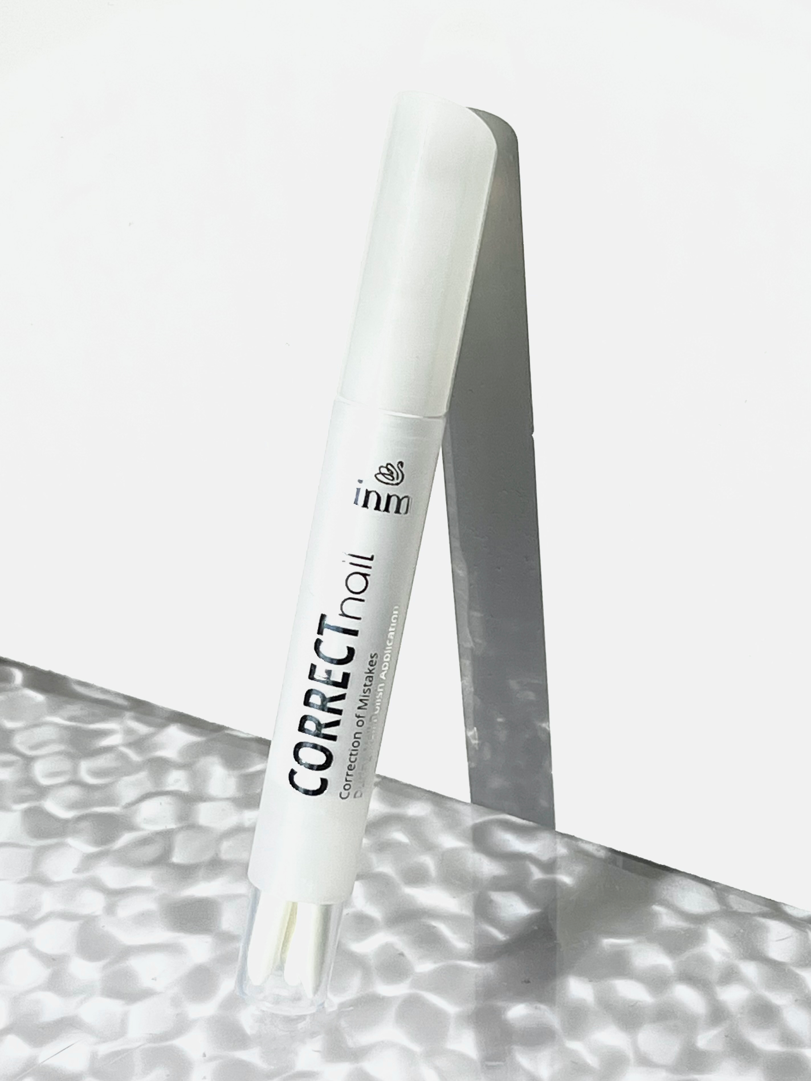 INM Correct Nail correcteur vernis pose nette