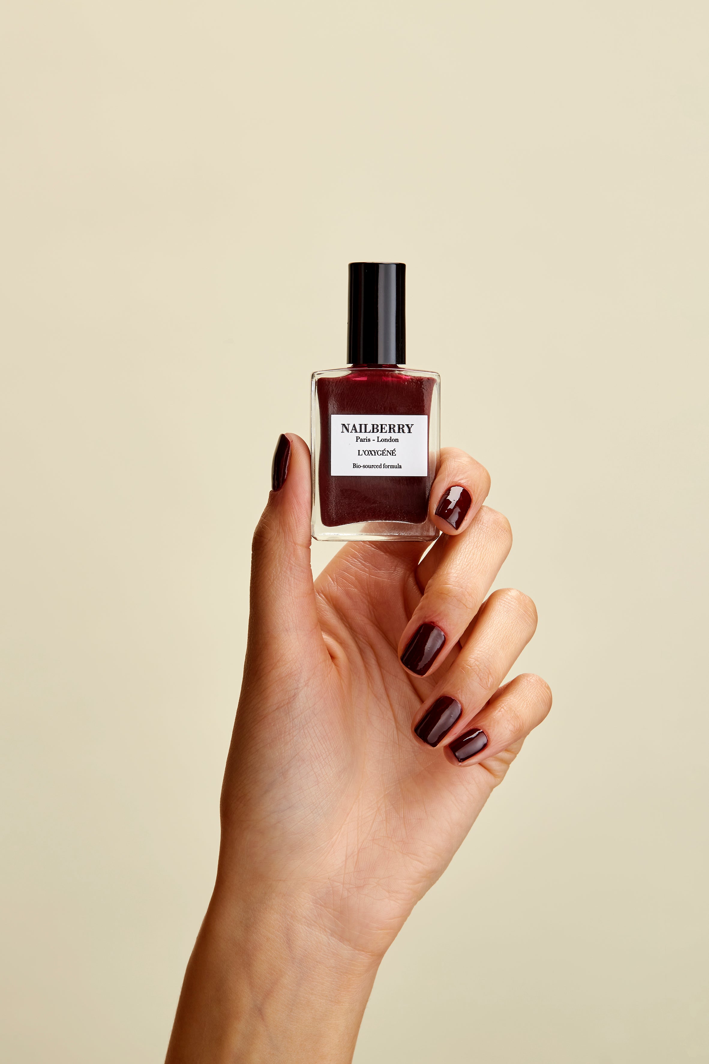 Nailberry L'Oxygéné Le Temps Des Cerises vernis 14ml rouge