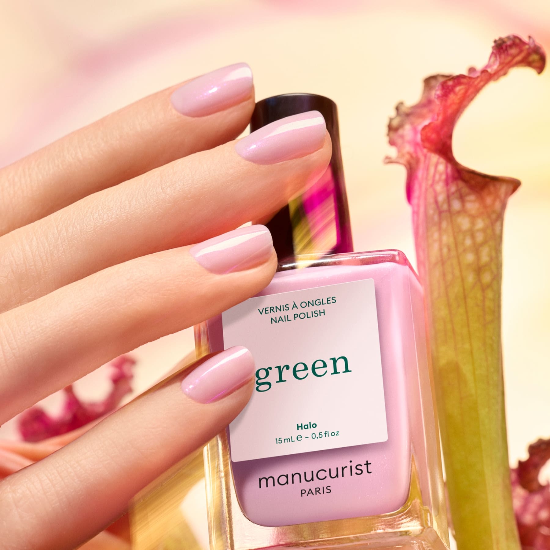 Manucurist Green Halo vernis mauve laiteux glacé