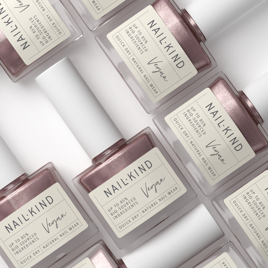 NAIL KIND The Colour Squad Glazed Cupcake vernis rose nacré
