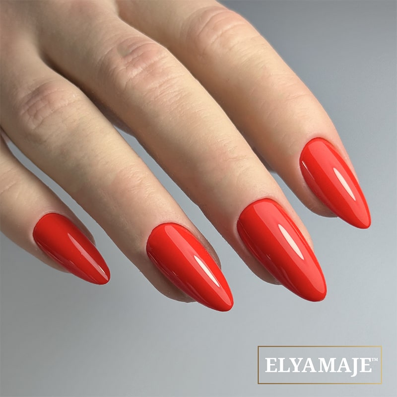 Elyamaje N°77 Elegance Vernis Semi-Permanent élégant