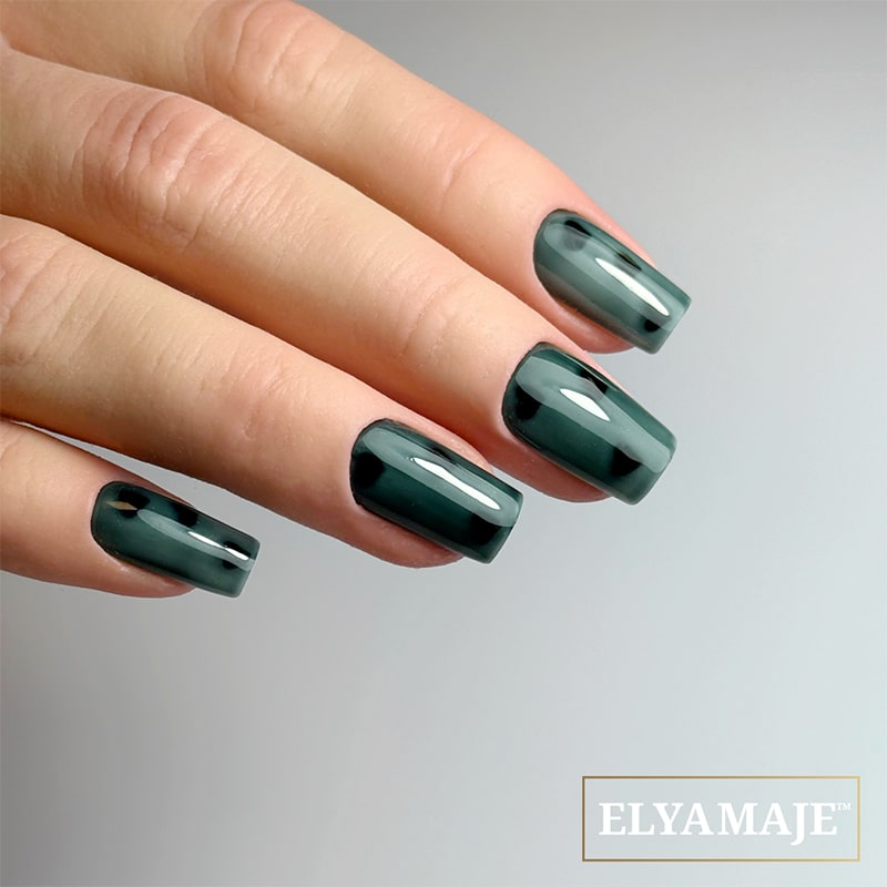 Elyamaje Vitrail N°318 Black Lili Vernis Semi-Permanent
