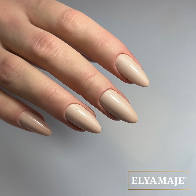 Elyamaje N°27 Hermitage vernis semi-permanent nude couvrant