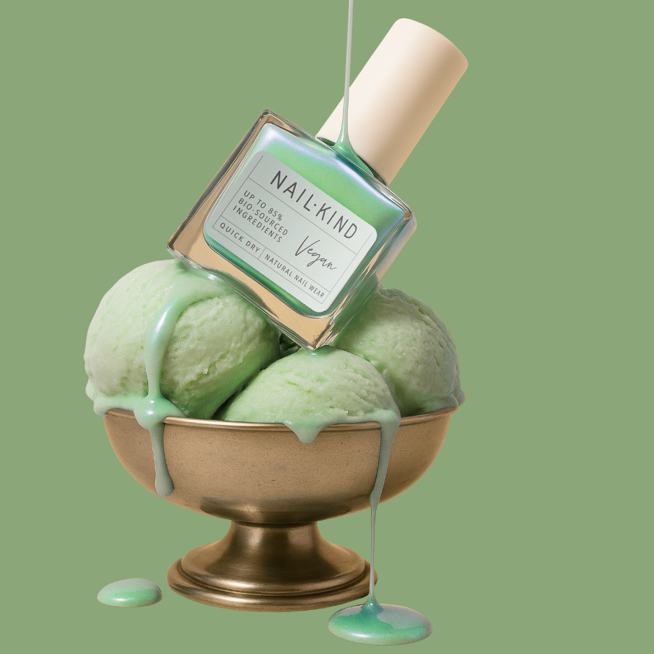 NAIL KIND The Colour Squad Mermaid Twinkle vernis vert scintillant