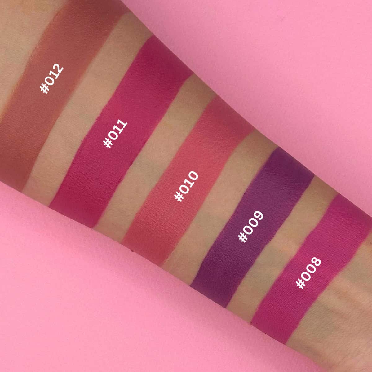 Élixir Matte Me Up rouge à lèvres liquide #009 rouge mat