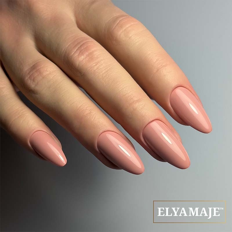 Elyamaje N°18 Darna vernis semi-permanent couvrant