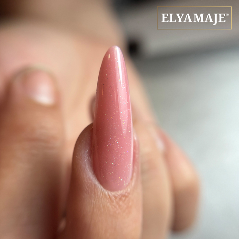 Elyamaje Creamy Gel N°18 Shiny Pink gel construction