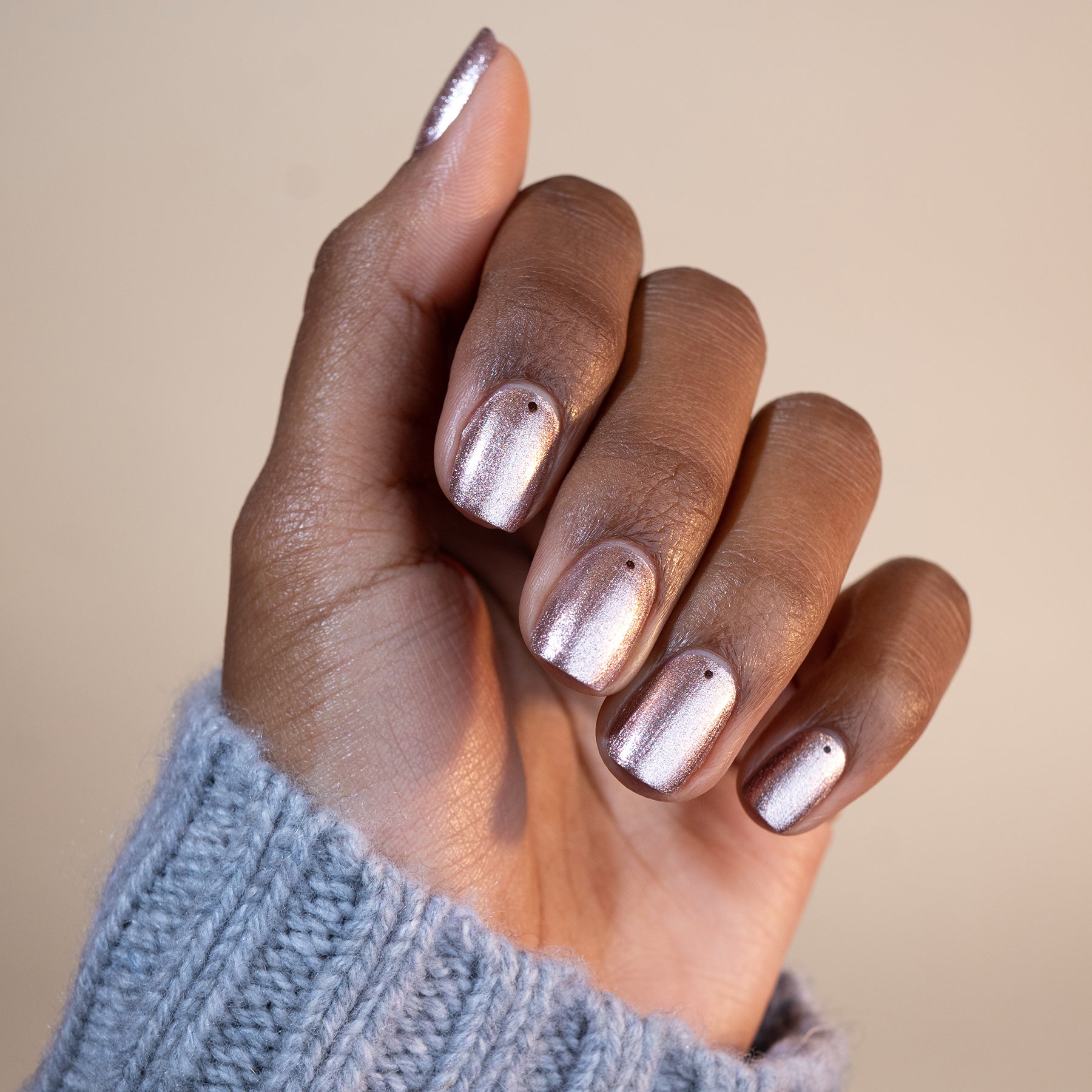 Manucurist Green Cosmic Rose vernis à ongles rose irisé