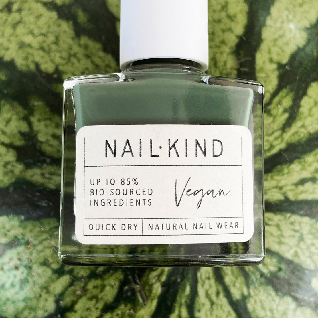 NAIL KIND The Colour Squad GREEN DAZE vernis vert forêt
