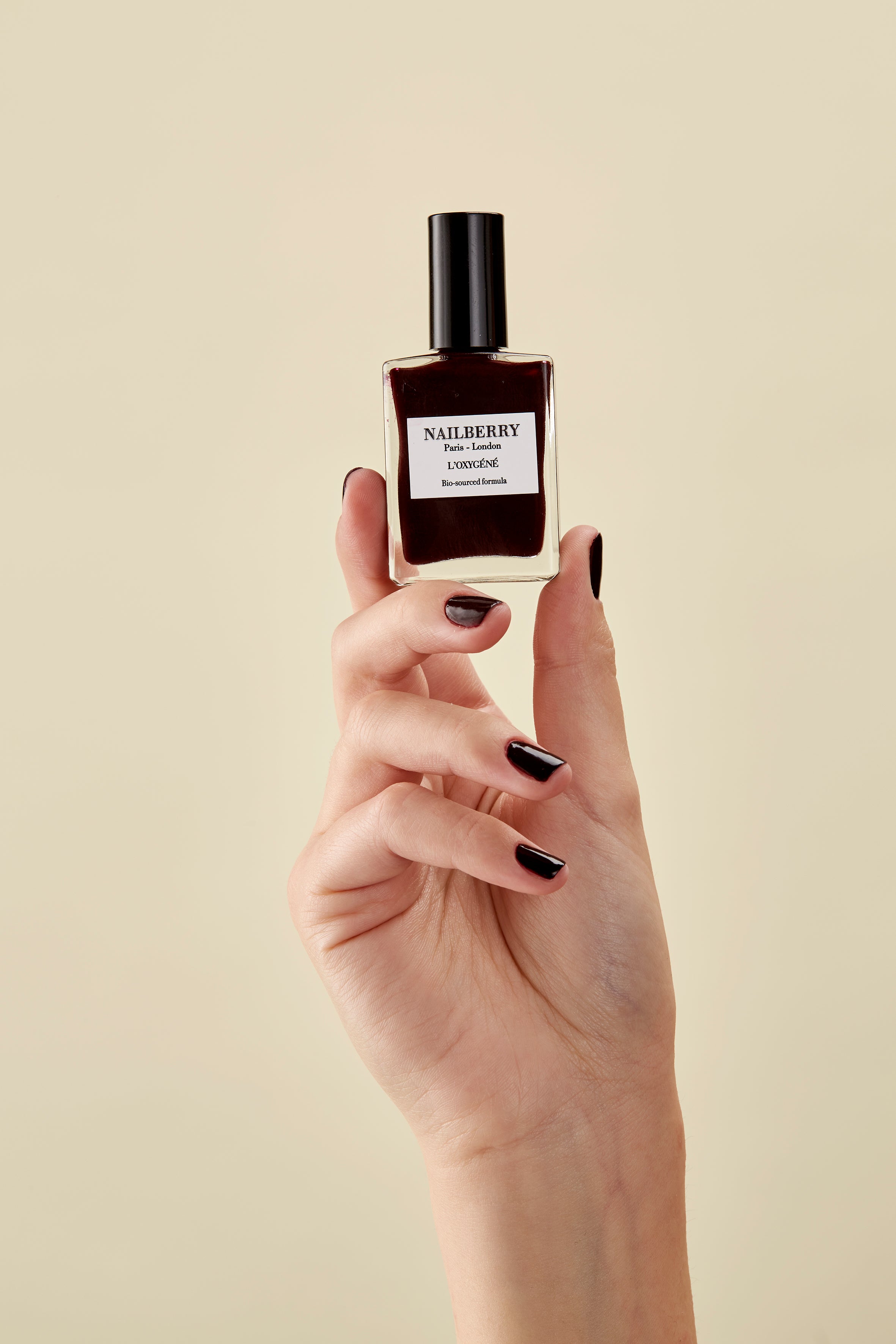 NAILBERRY L'oxygéné Noirberry vernis 15ml rouge noir