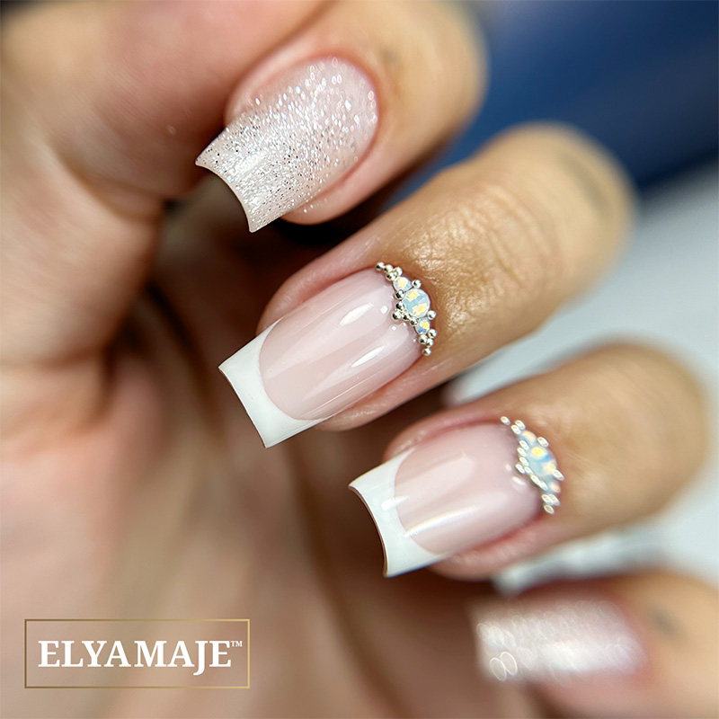 Elyamaje Smoothie Gel n°6 Milky Pink gel UV rose laiteux