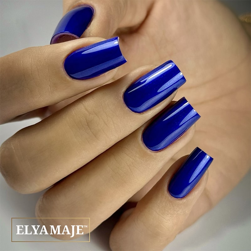 Elyamaje N°152 Taken vernis semi-permanent pigmenté