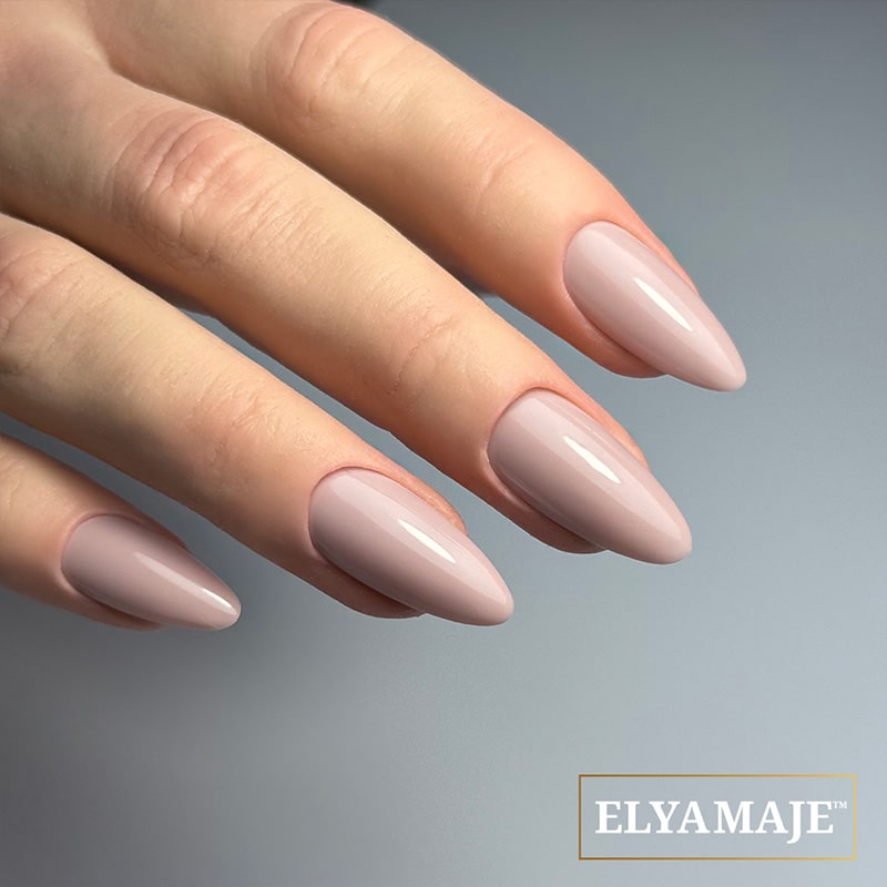 Elyamaje N°22 Oscar vernis semi-permanent pigmenté