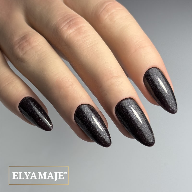 Elyamaje N°155 Purple Black vernis semi-permanent violet