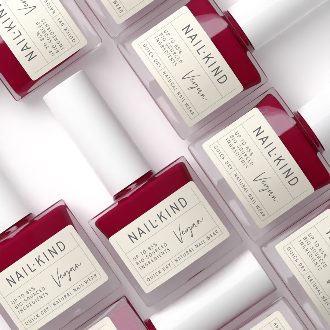 NAIL KIND The Colour Squad Red Carpet vernis rouge brillant