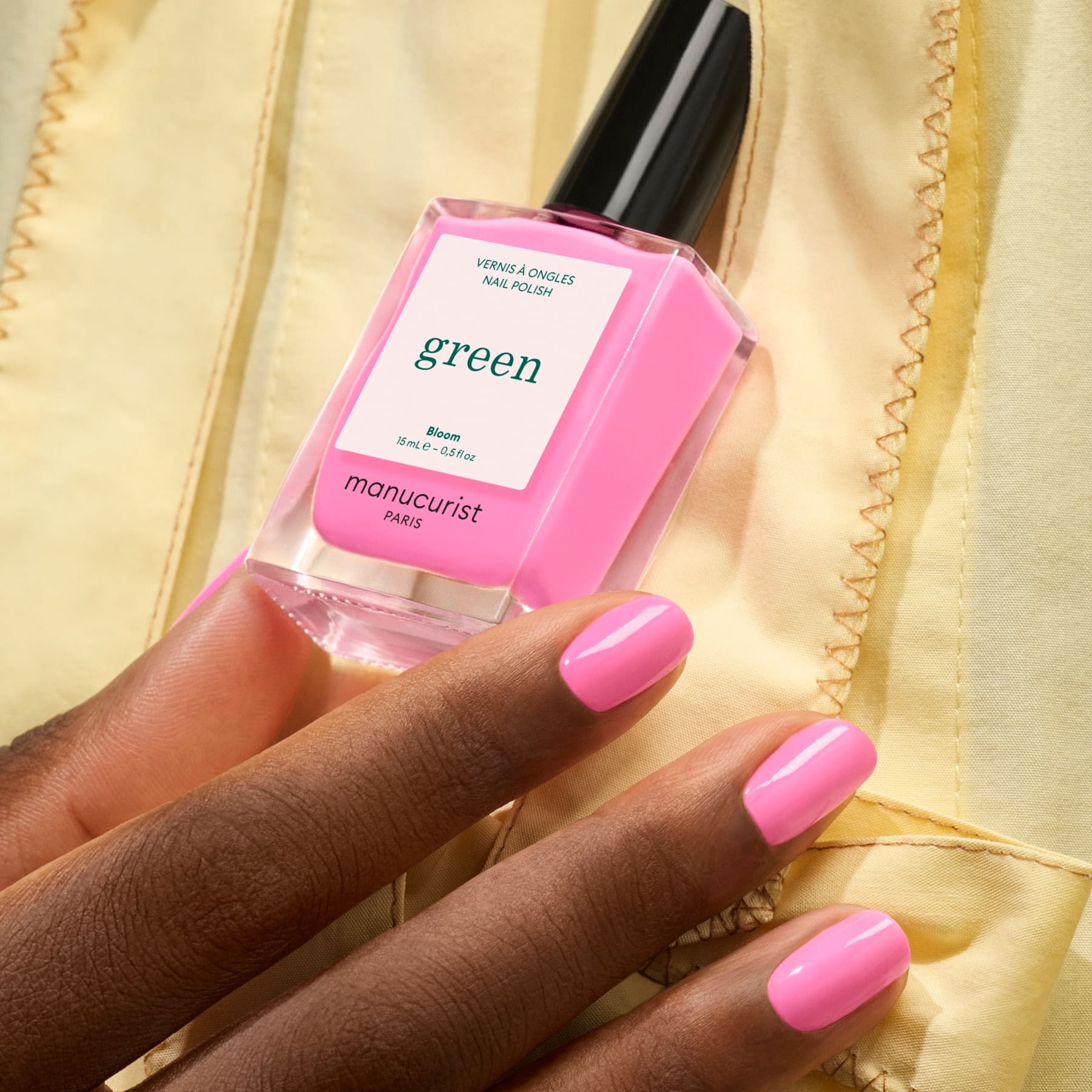 Manucurist Green Bloom vernis à ongles rose néon