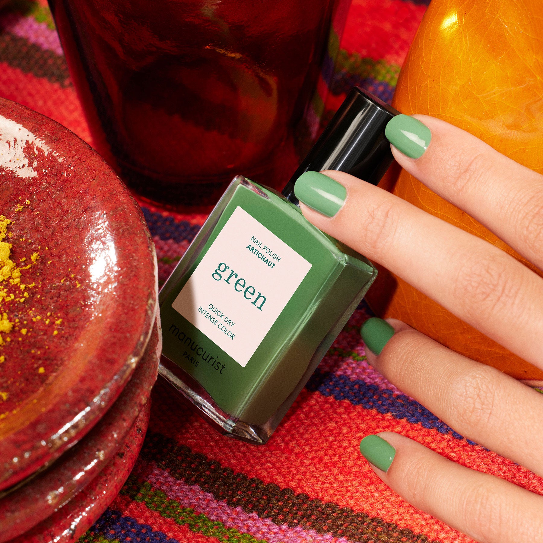 Manucurist Green Artichaut vernis à ongles vert opaque