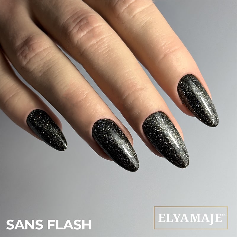 Elyamaje N°293 Maraja vernis semi-permanent cat eye