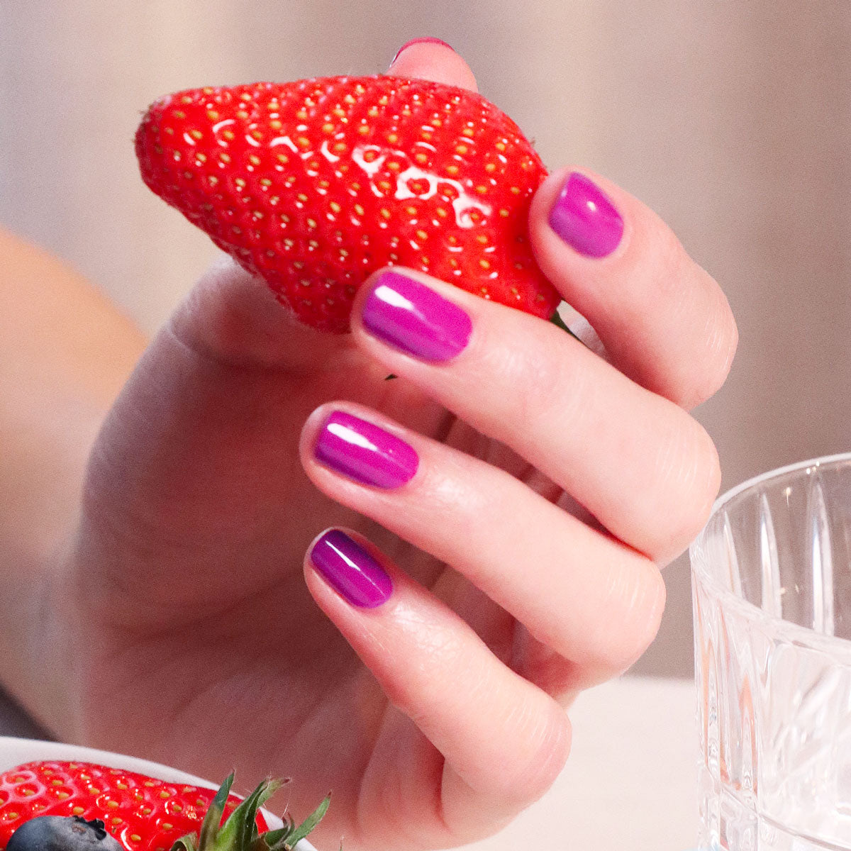 Manucurist Green Armeria vernis à ongles mauve rosé opaque