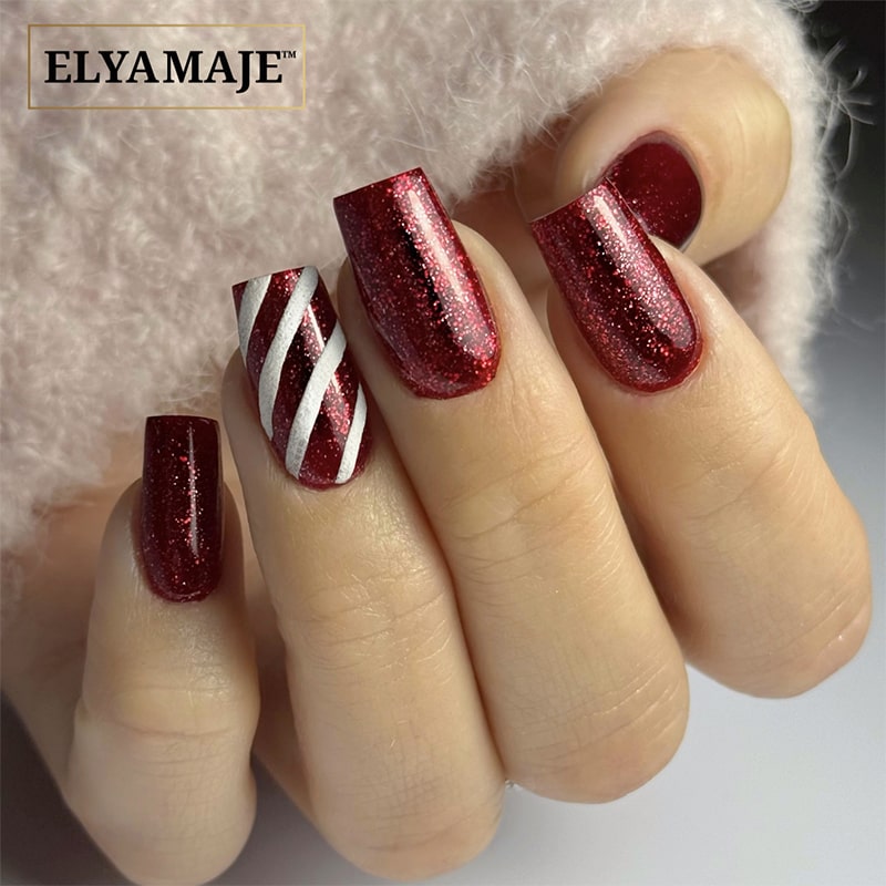 Elyamaje N°67 Rouge Folie vernis semi-permanent rouge