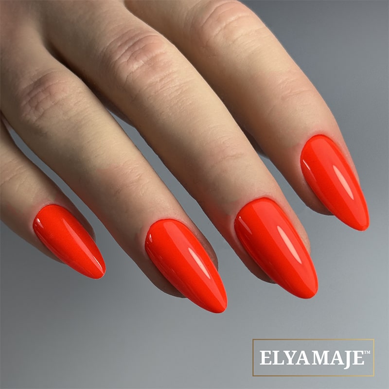 Elyamaje N°82 Melissa vernis semi-permanent pigmenté