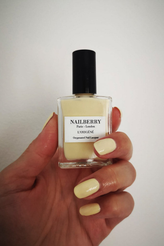 Nailberry L'Oxygéné Folie Douce vernis 15ml jaune pastel opaque