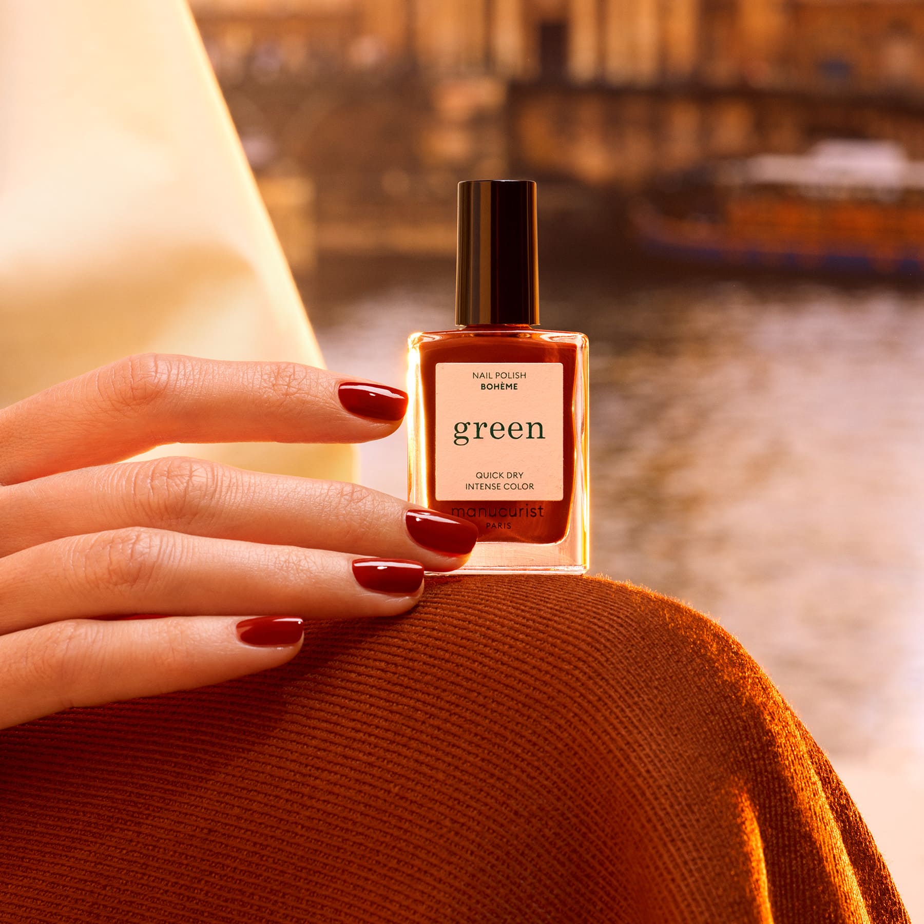 Manucurist Green Bohème vernis à ongles rouge marron opaque
