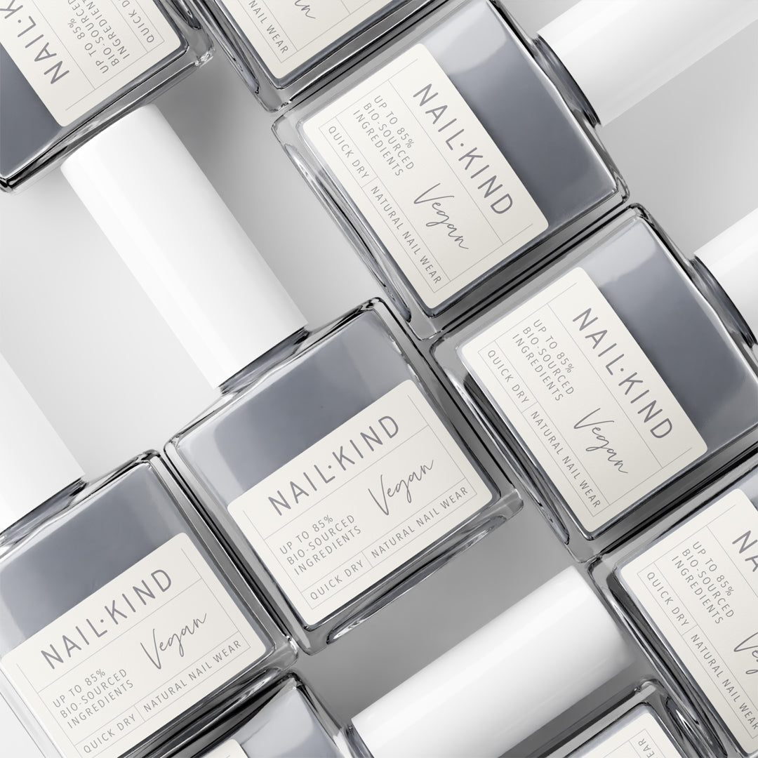 Nail Kind The Colour Squad Easy Sunday vernis gris argenté vegan